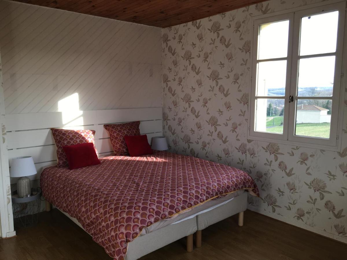 Le Galaveyson Bed & Breakfast Le Grand-Serre ภายนอก รูปภาพ